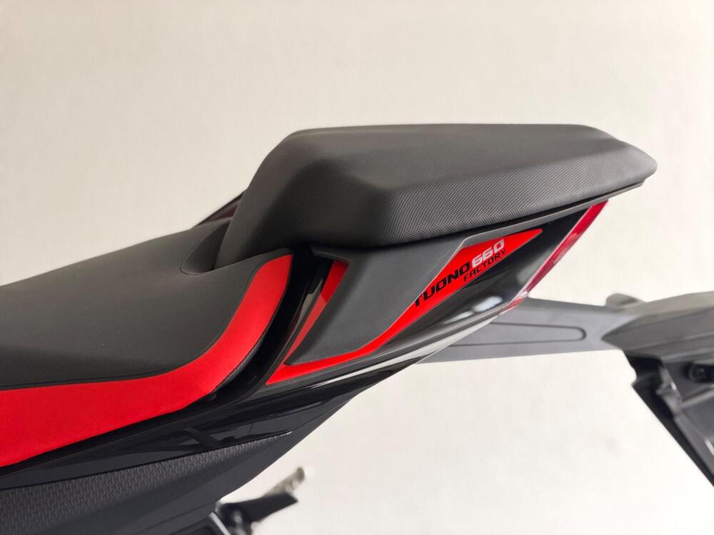 Aprilia Tuono 660 Factory (2025 - 26) (5)