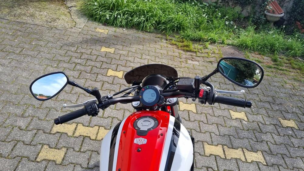 Yamaha XSR 700 XTribute (2021) (11)