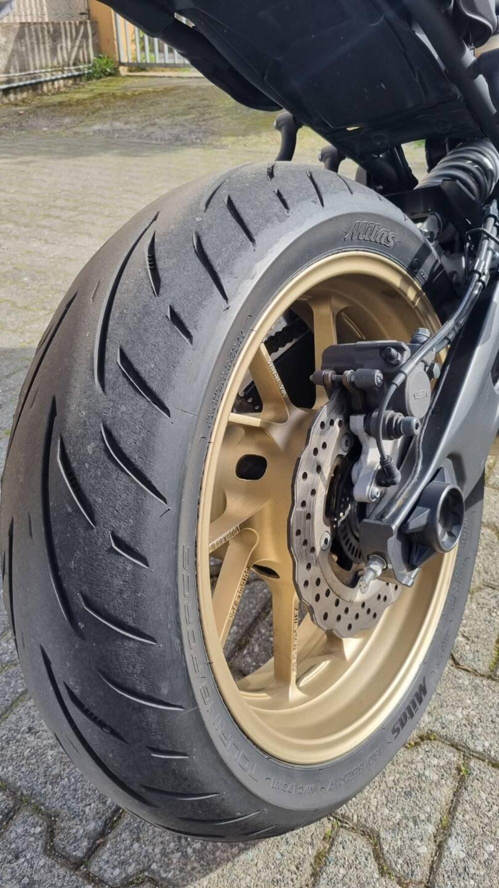 Yamaha XSR 700 XTribute (2021) (14)