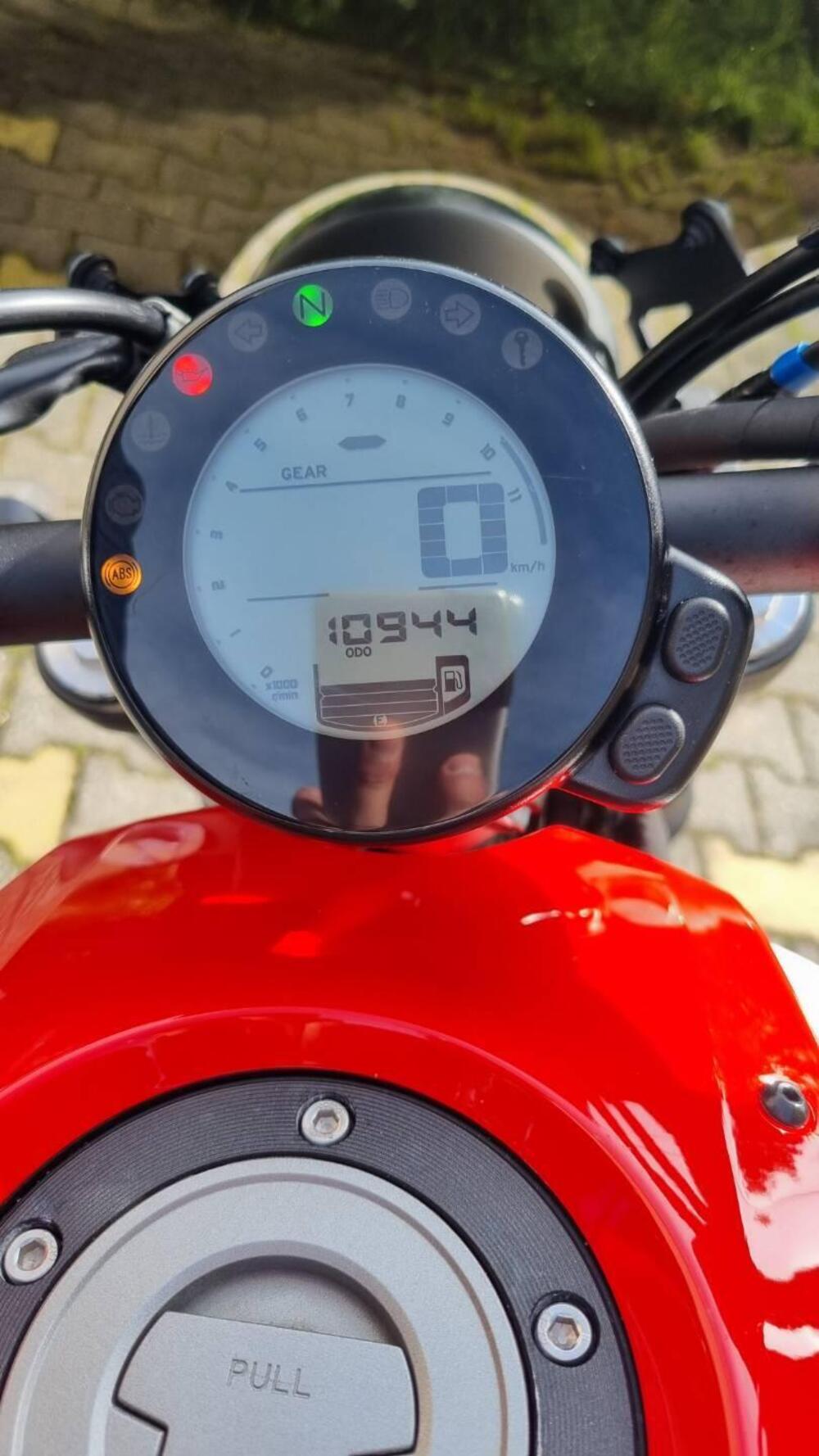 Yamaha XSR 700 XTribute (2021) (7)