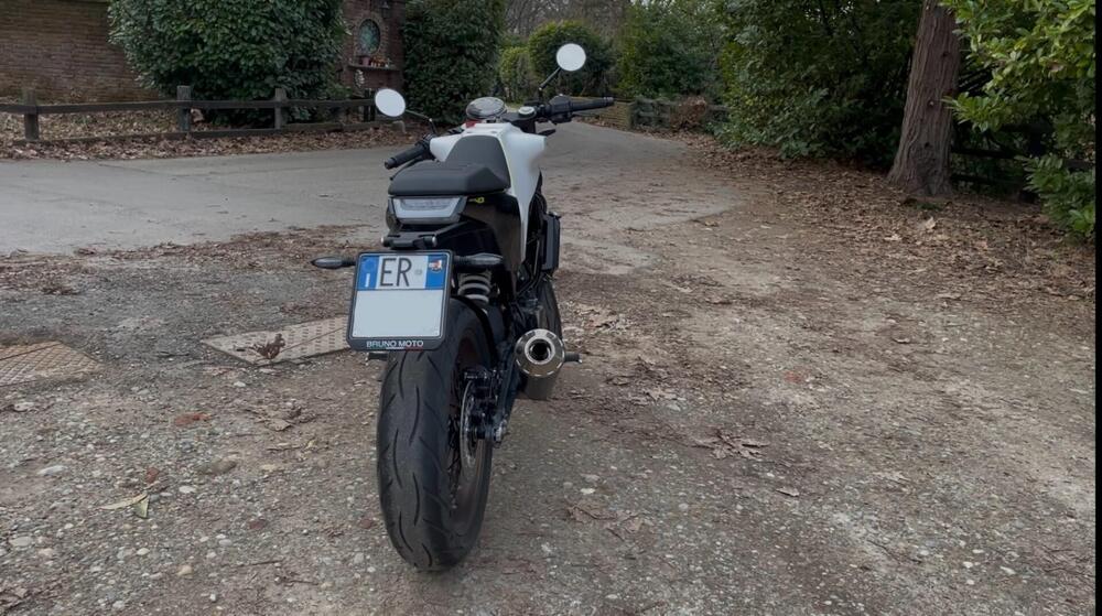 Husqvarna Vitpilen 401 (2018 - 19) (5)