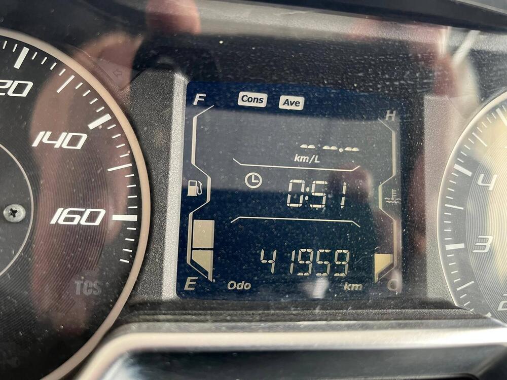 Yamaha X-Max 300 Tech Max (2020) (5)