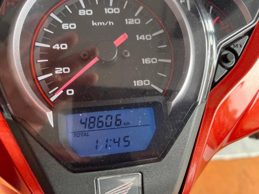 Honda SH 300 i ABS (2016 - 20) (2)