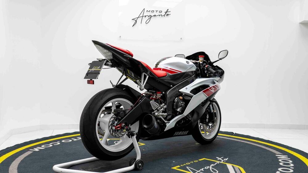 Yamaha YZF R6 (2008 - 09) (3)