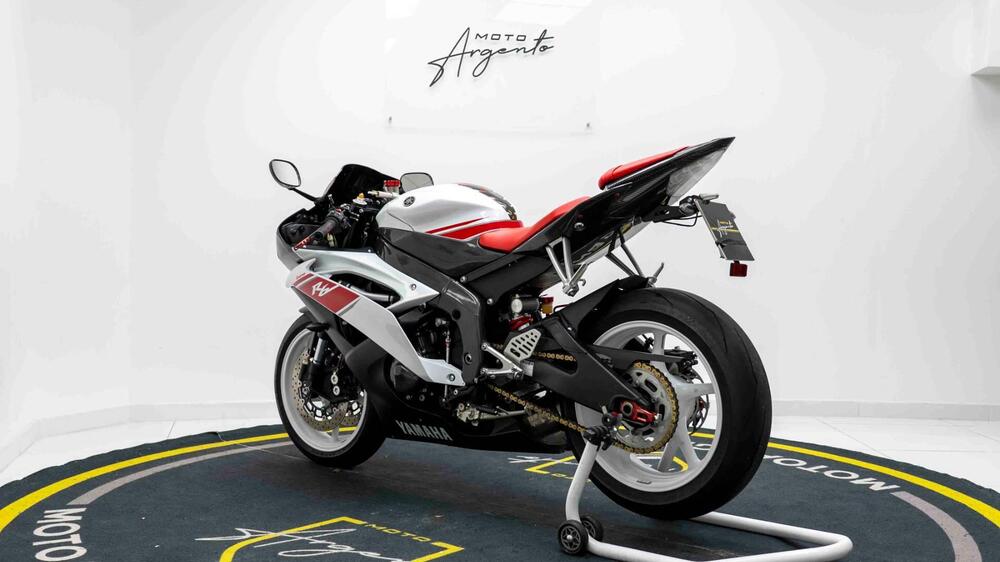 Yamaha YZF R6 (2008 - 09) (5)