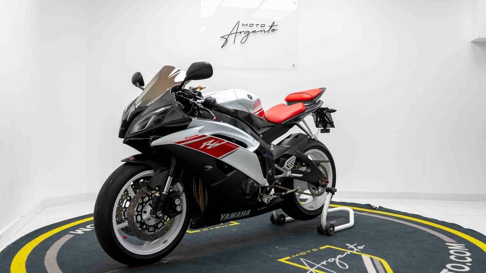 Yamaha YZF R6 (2008 - 09) (7)