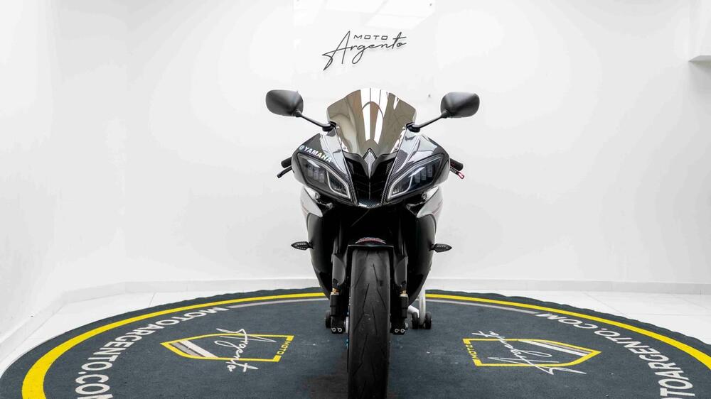 Yamaha YZF R6 (2008 - 09) (8)