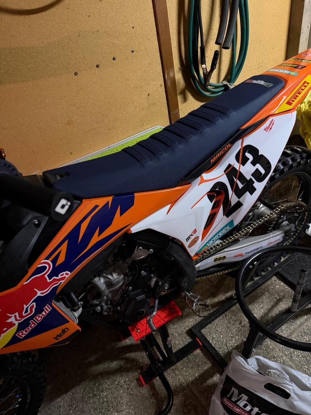 KTM 250 SX-F (2023) (3)
