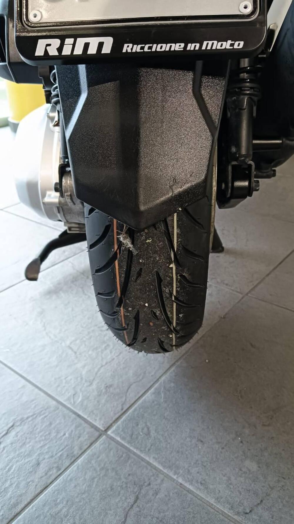 Honda Forza 350 (2022 - 24) (11)