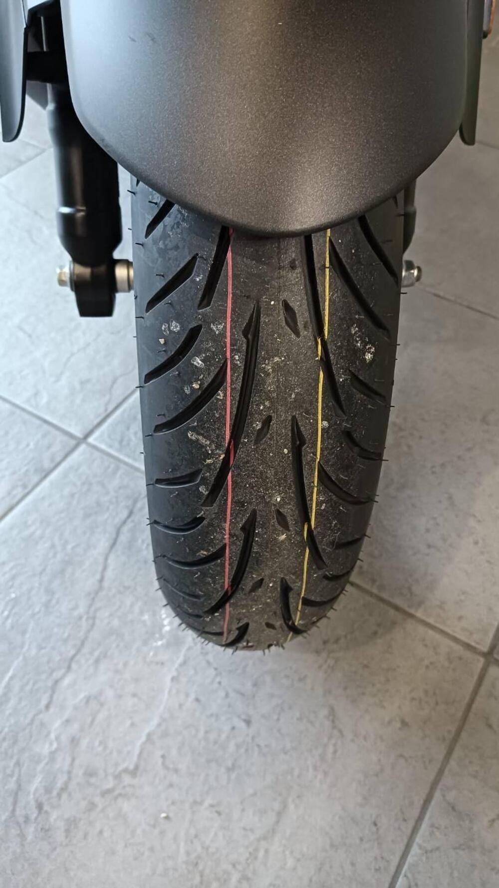 Honda Forza 350 (2022 - 24) (10)