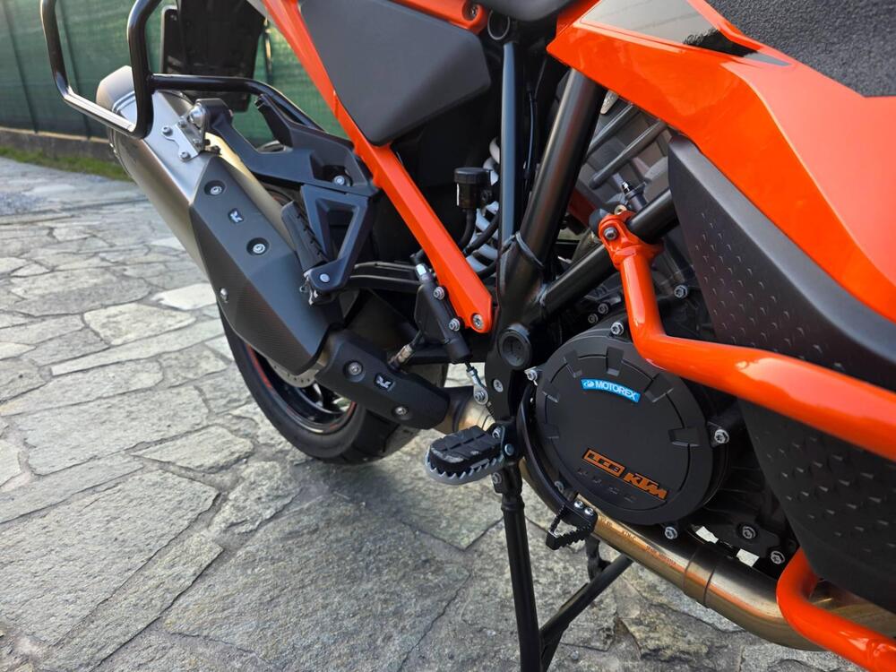 KTM 1290 Super Adventure S (2022 - 25) (4)