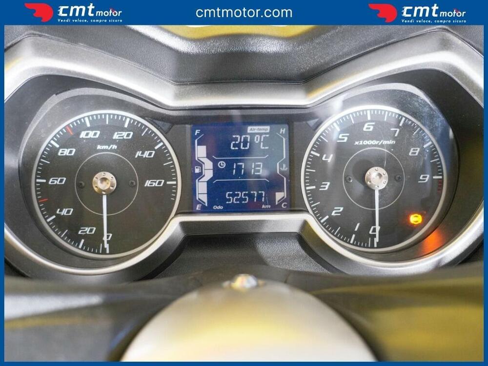 Yamaha X-Max 300 Iron Max (2019 - 20) (5)