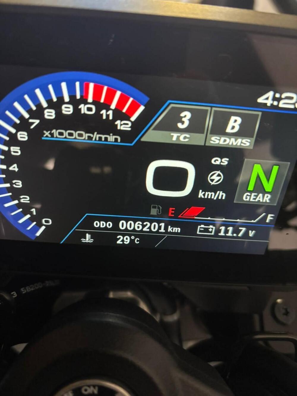 Suzuki GSX-8S (2023 - 24) (6)