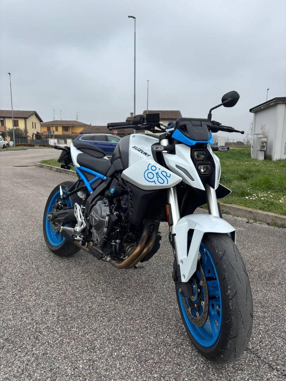 Suzuki GSX-8S (2023 - 24)