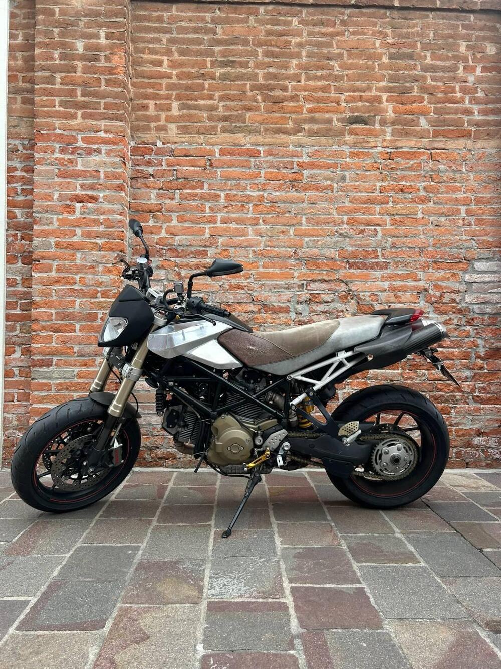 Ducati Hypermotard 1100 S (2007 - 09) (5)