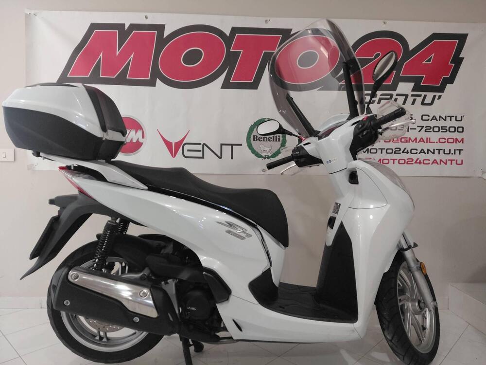 Honda SH 300 i Sport ABS (2018 - 20) (4)