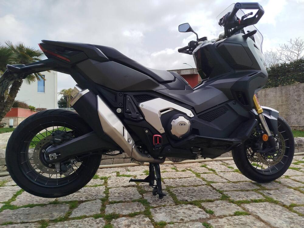 Honda X-ADV 750 DCT (2021 - 24) (2)