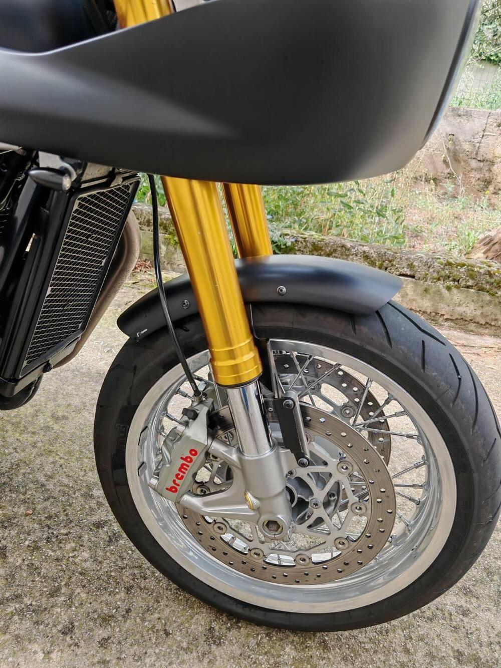 Triumph Thruxton 1200 R (2017 - 20) (11)