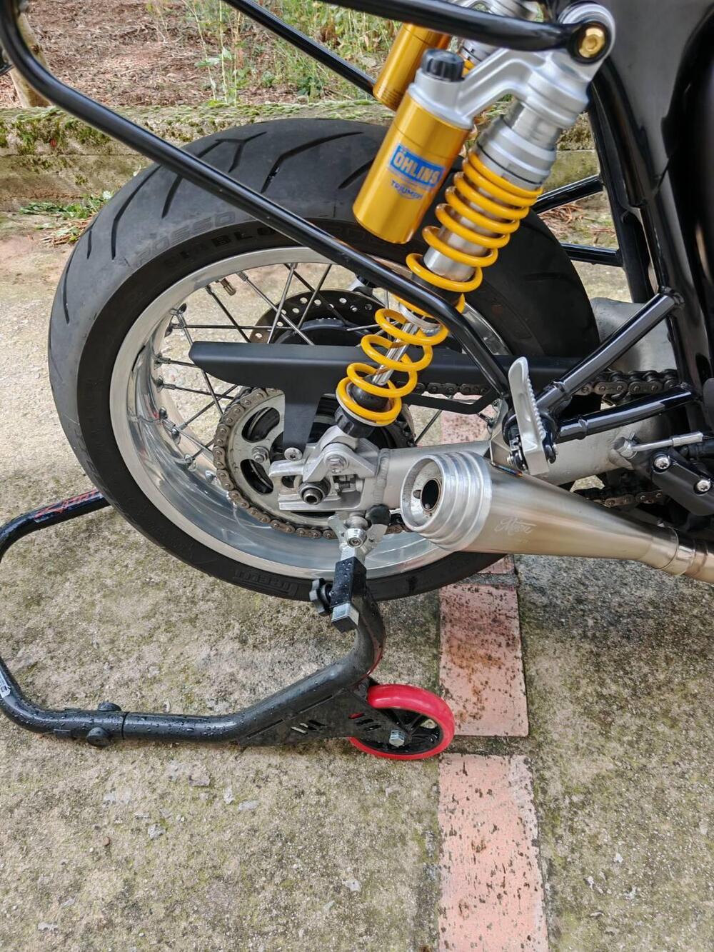 Triumph Thruxton 1200 R (2017 - 20) (13)