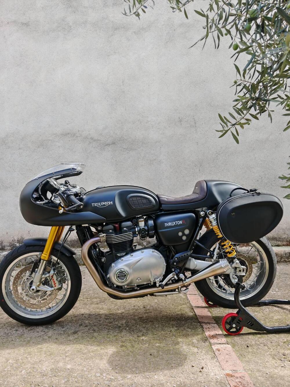 Triumph Thruxton 1200 R (2017 - 20) (18)