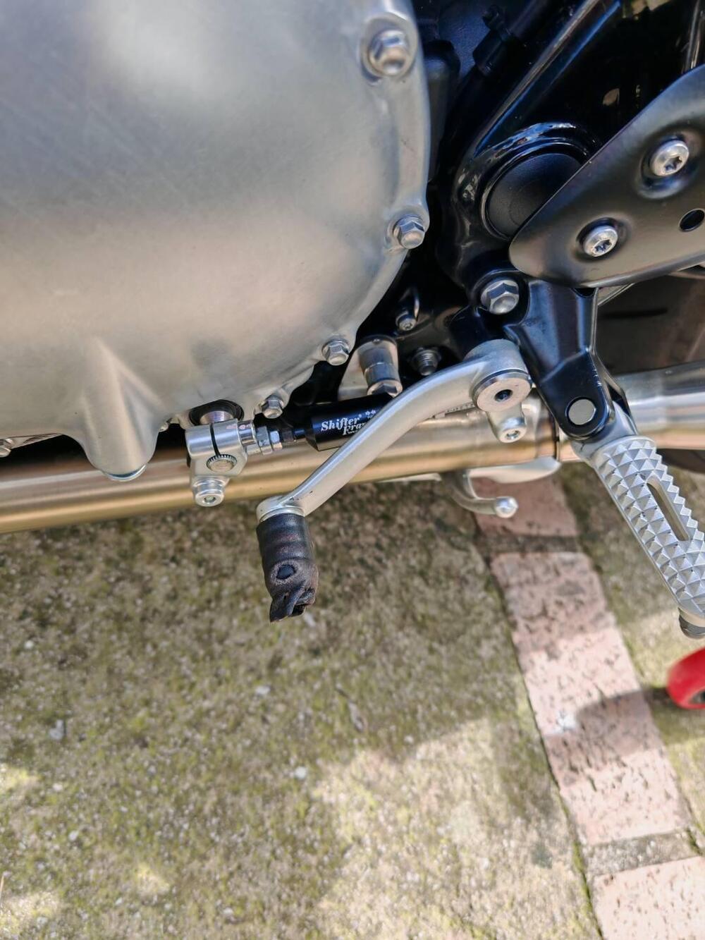 Triumph Thruxton 1200 R (2017 - 20) (20)