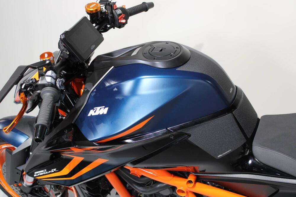 KTM 1290 Super Duke R EVO (2022 - 23) (5)