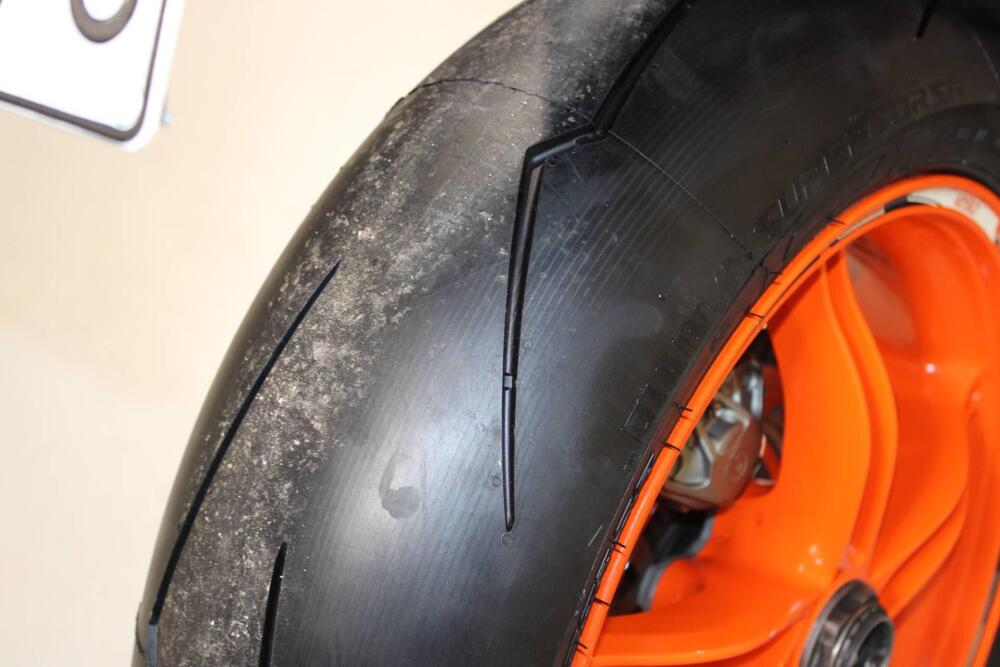 KTM 1290 Super Duke R EVO (2022 - 23) (9)