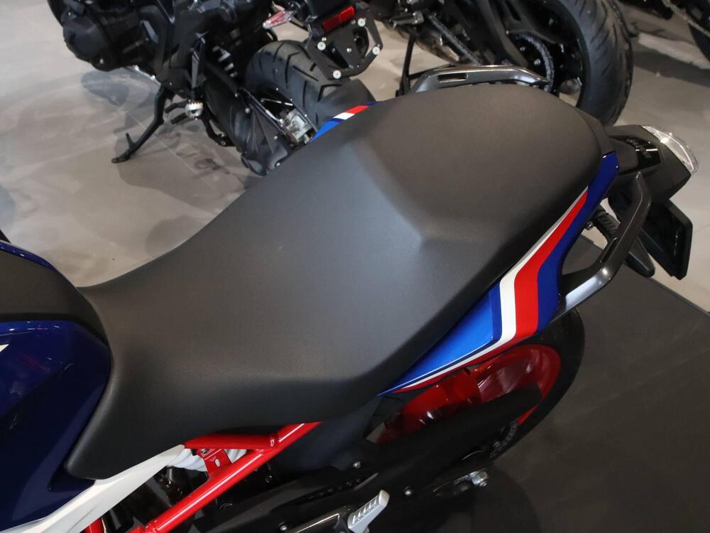 Bmw G 310 R (2021 - 25) (10)