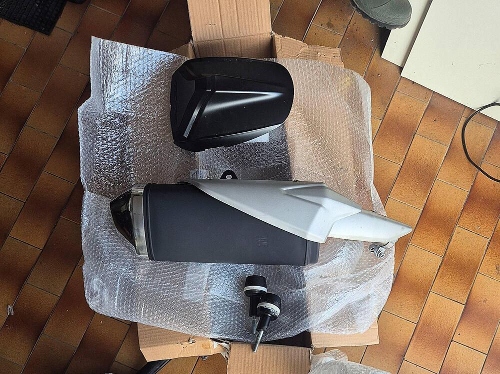 Suzuki GSX S 750 Yugen (2018 - 20) (6)