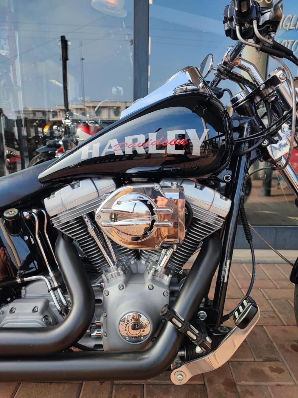 Harley-Davidson 1450 Standard (2002 - 05) - FXSTI (2)