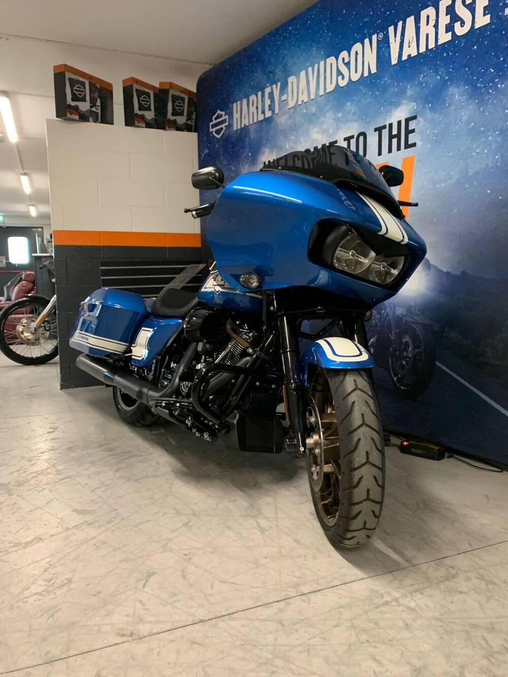 Harley-Davidson Road Glide ST Fast Johnnie Enthusiast (2023) (2)