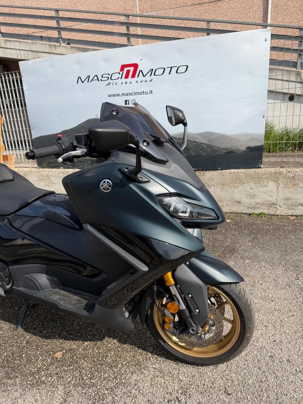 Yamaha T-Max 560 Tech Max (2022 - 24) (2)