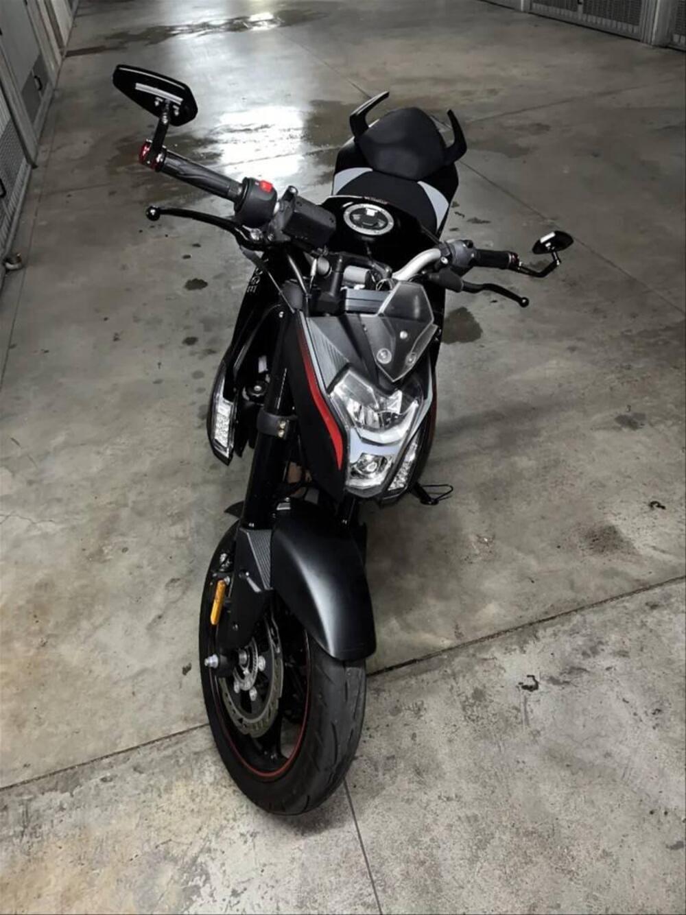 Voge Brivido 300R (2021 - 24) (2)