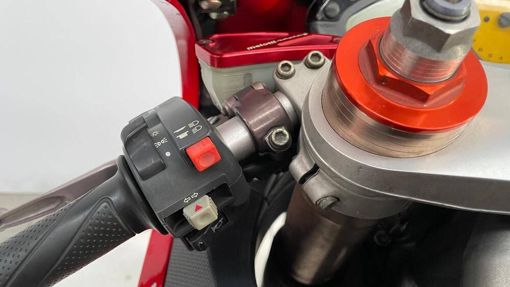 MV Agusta F4 750 S (2000 - 02) (12)