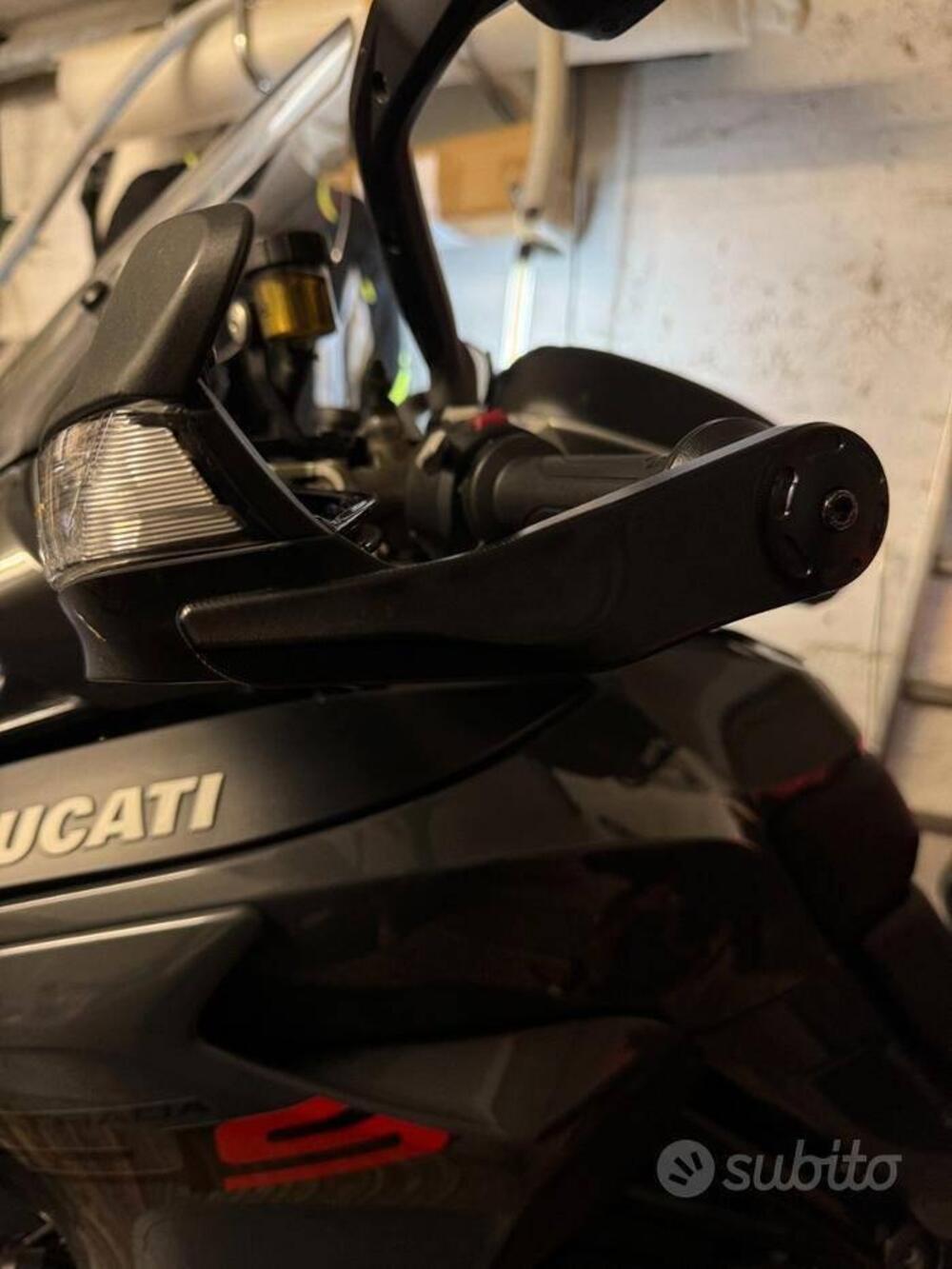 Ducati Multistrada V2 S (2022 - 24) (10)