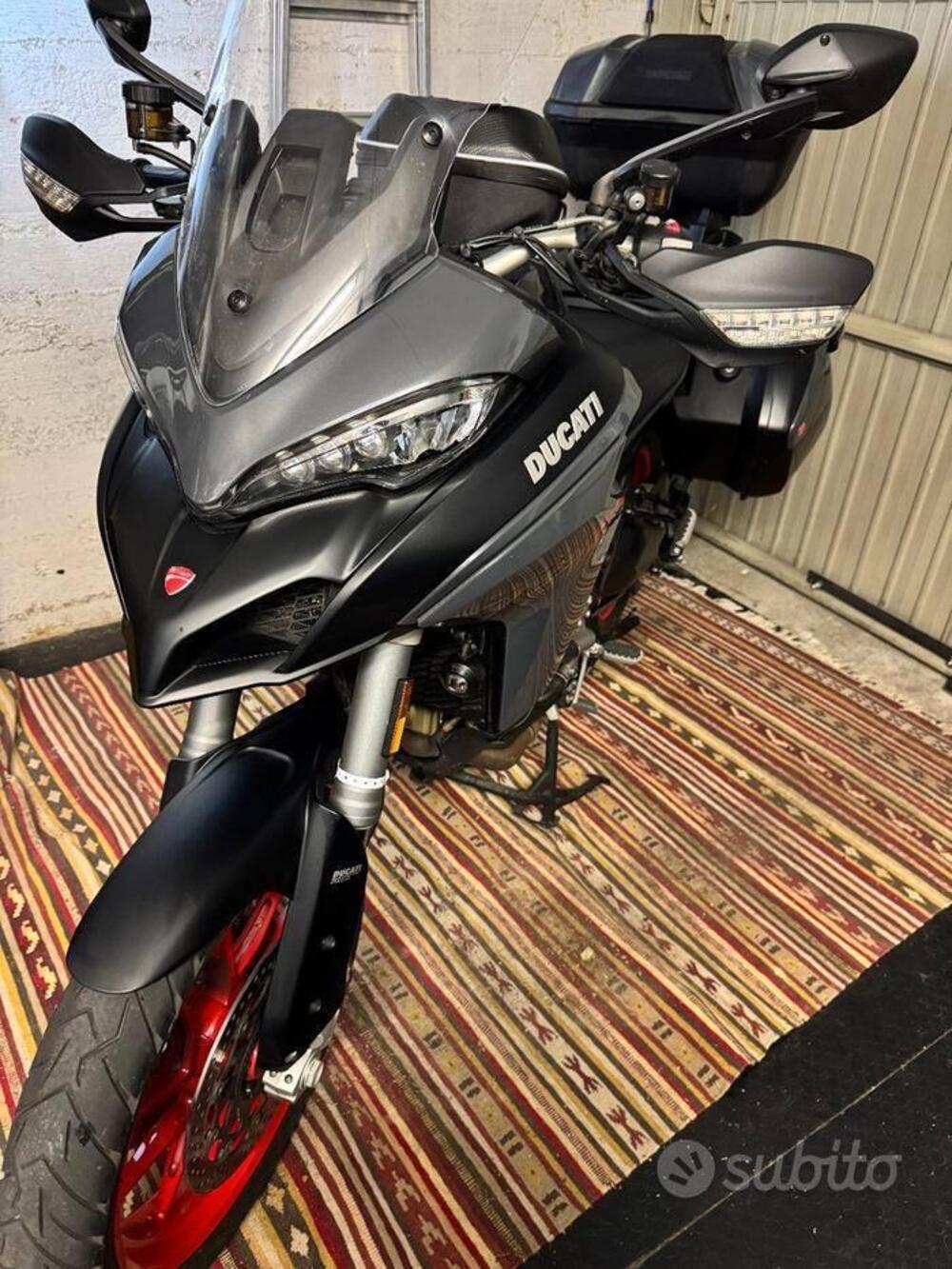 Ducati Multistrada V2 S (2022 - 24) (9)