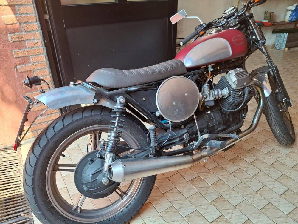 Moto Guzzi 750 SP (7)