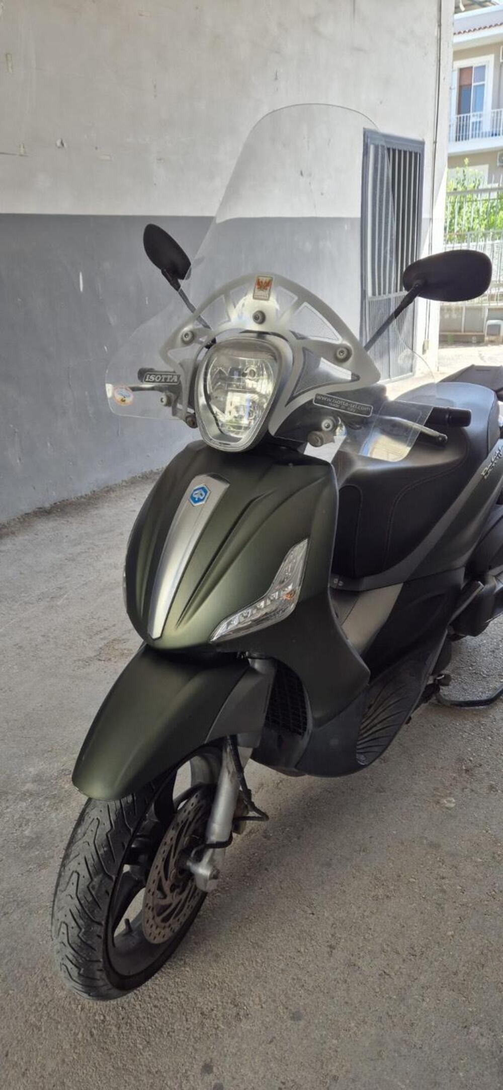 Piaggio Beverly 350 S ABS (2019 - 20) (3)