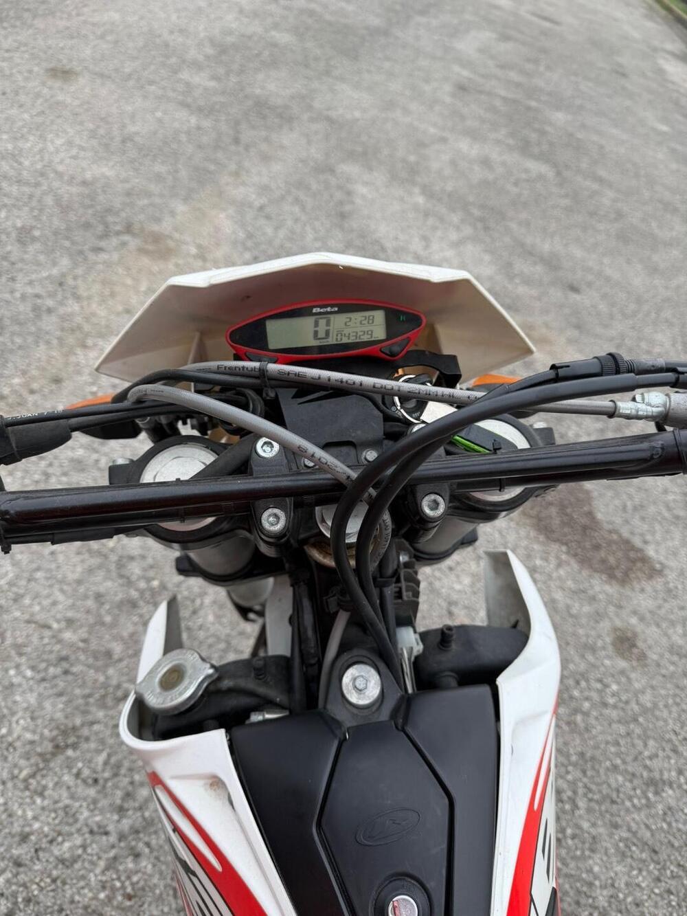 Betamotor RR 125 4T Motard LC (2018 - 20) (5)