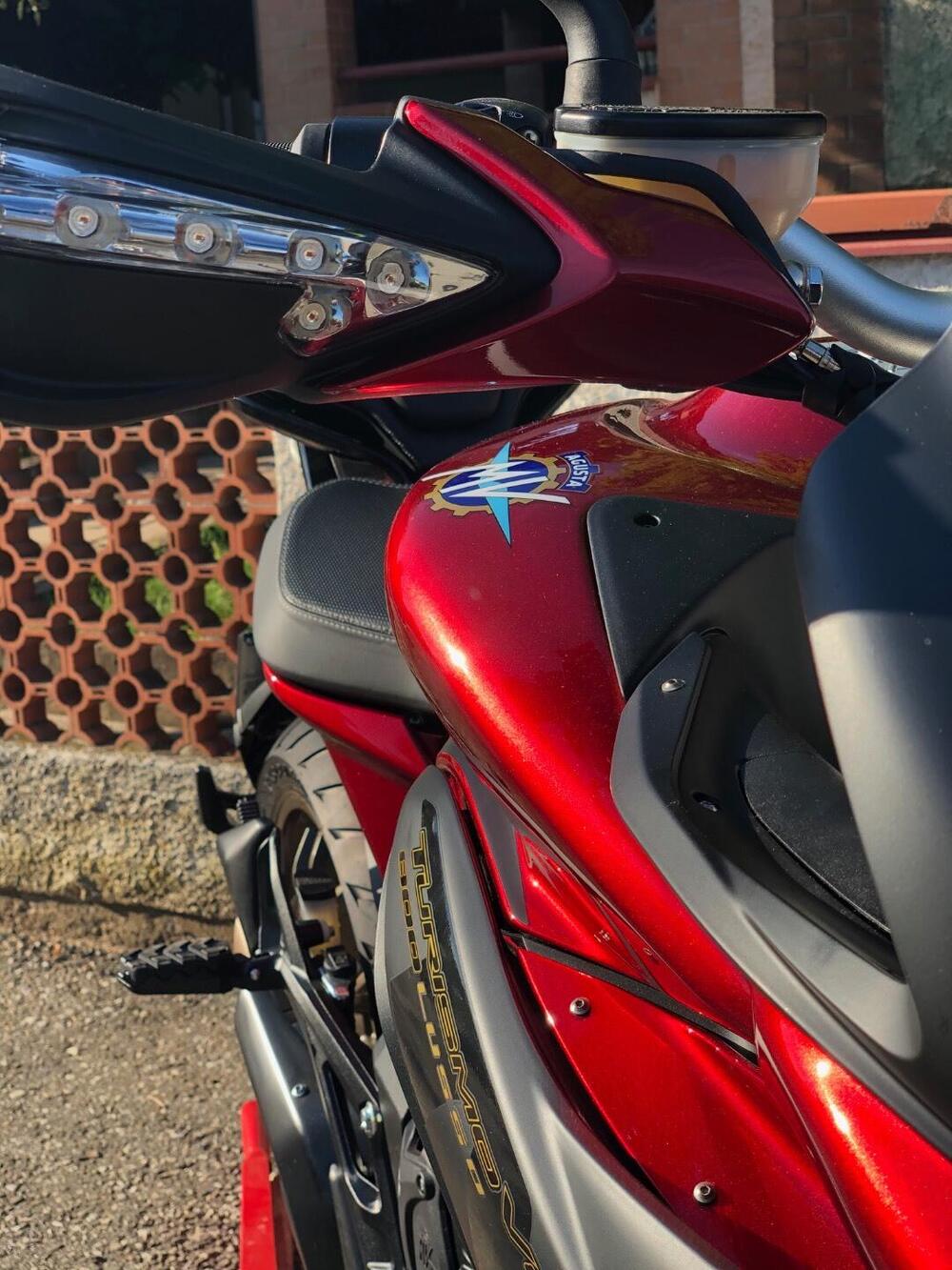 MV Agusta Turismo Veloce 800 Lusso (2020) (2)