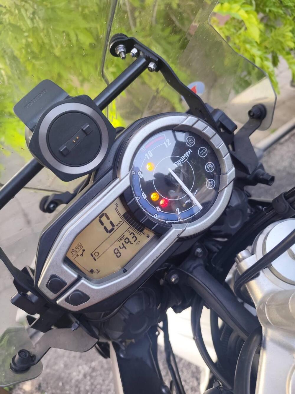 Triumph Tiger 800 XC ABS (2010 - 14) (9)