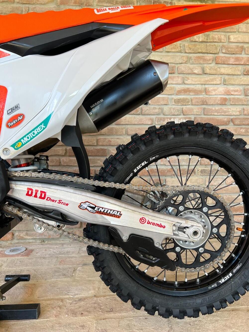 KTM 250 SX-F (2024) (11)