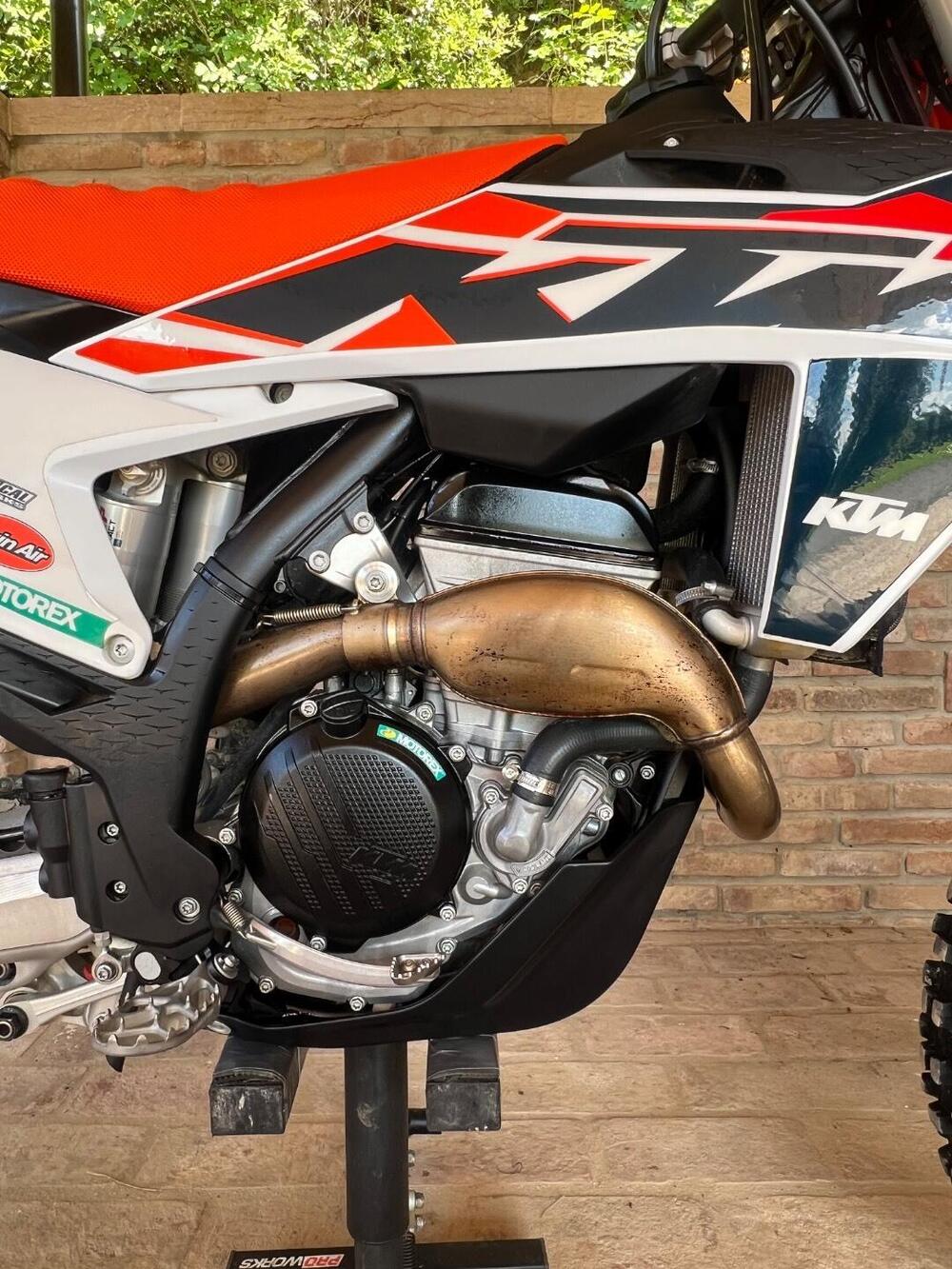KTM 250 SX-F (2024) (12)