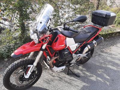 Moto Guzzi V85 TT (2021 - 23) usata