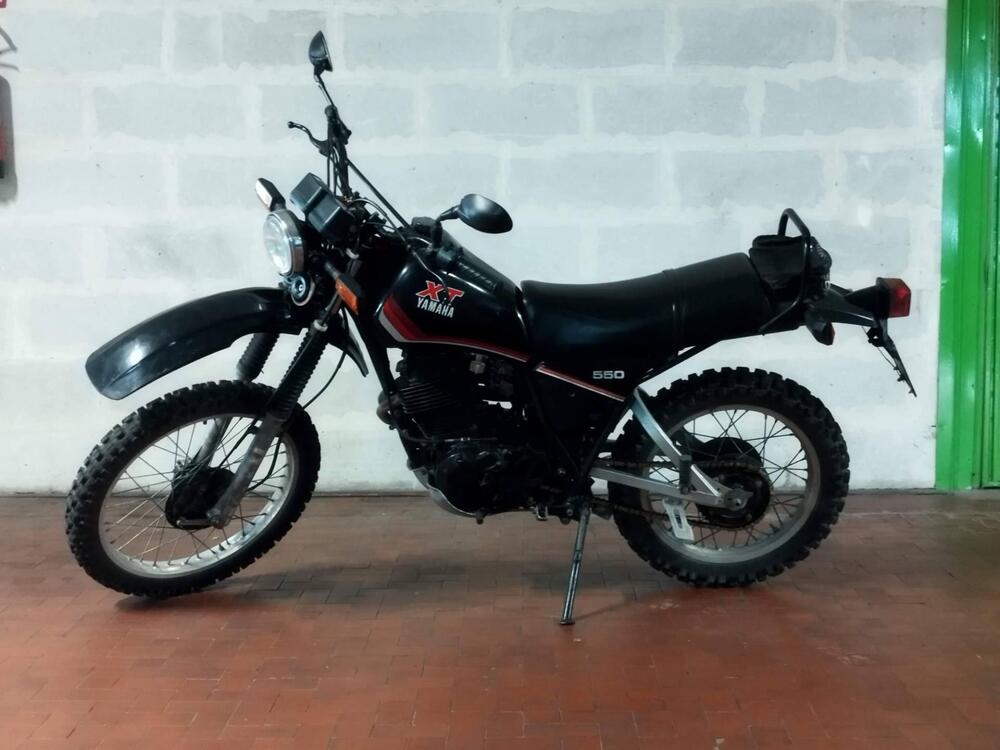 Yamaha XT 550 (2)