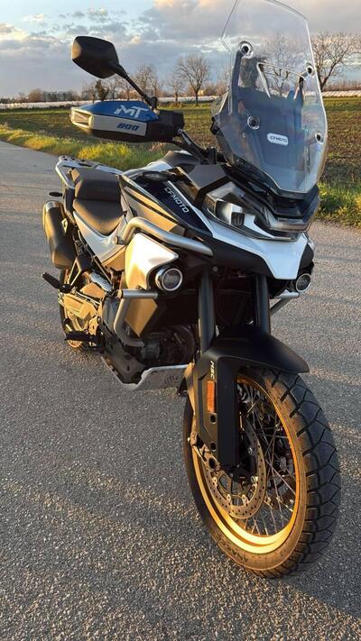 CFMOTO 800MT Explore (2023 - 26) usata