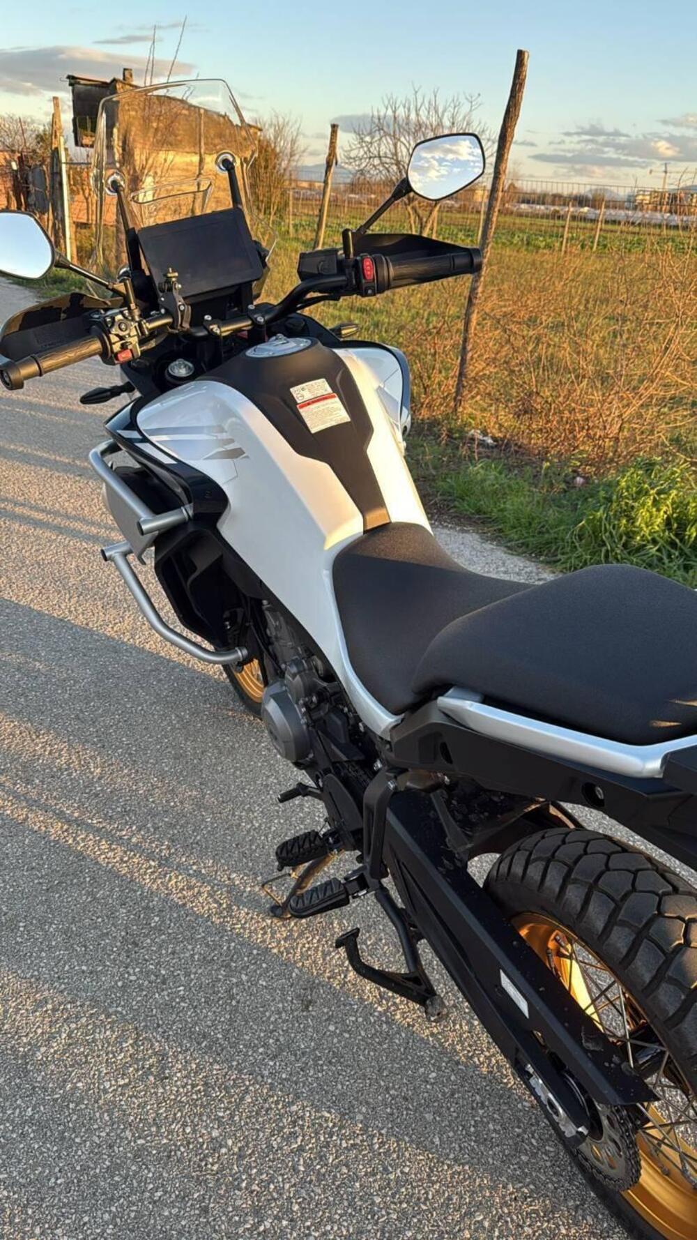 CFMOTO 800MT Explore (2023 - 26) (4)