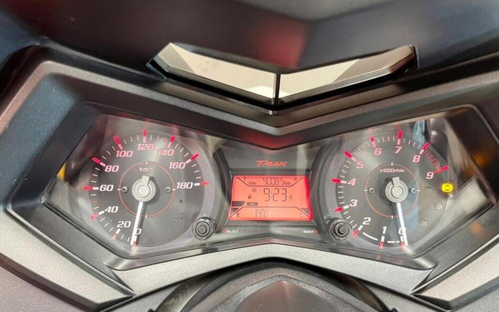 Yamaha T-Max 530 ABS (2015 - 17) (5)