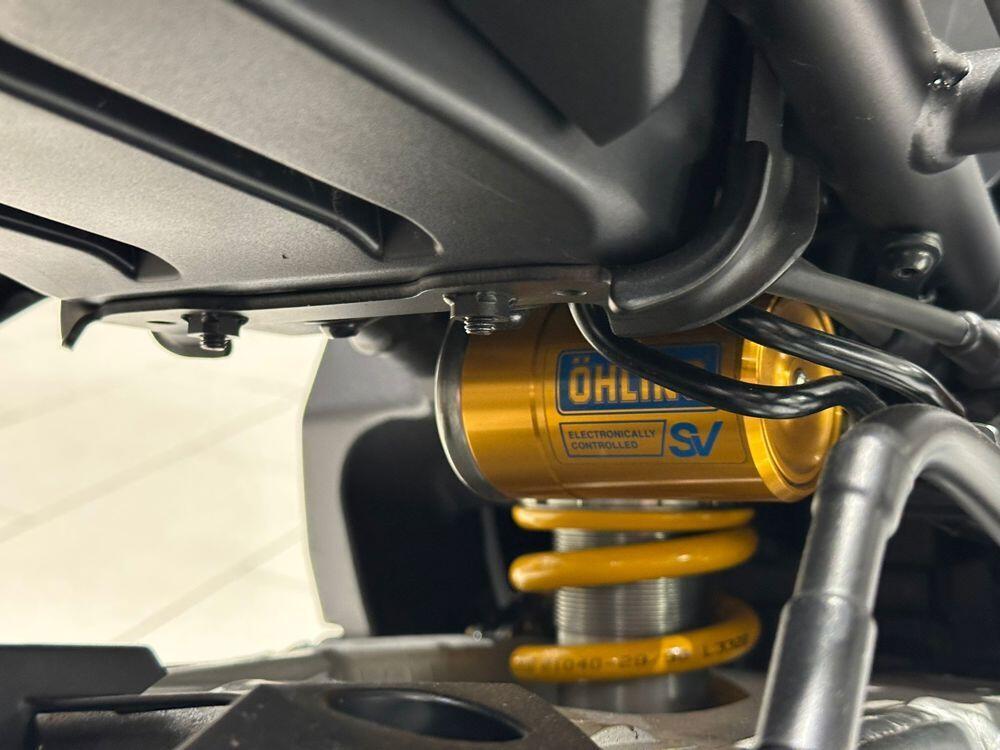 Yamaha MT-10 SP (2022 - 25) (8)