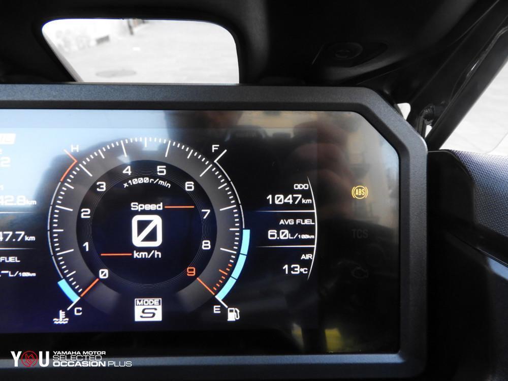 Yamaha T-Max 560 (2022 - 24) (5)